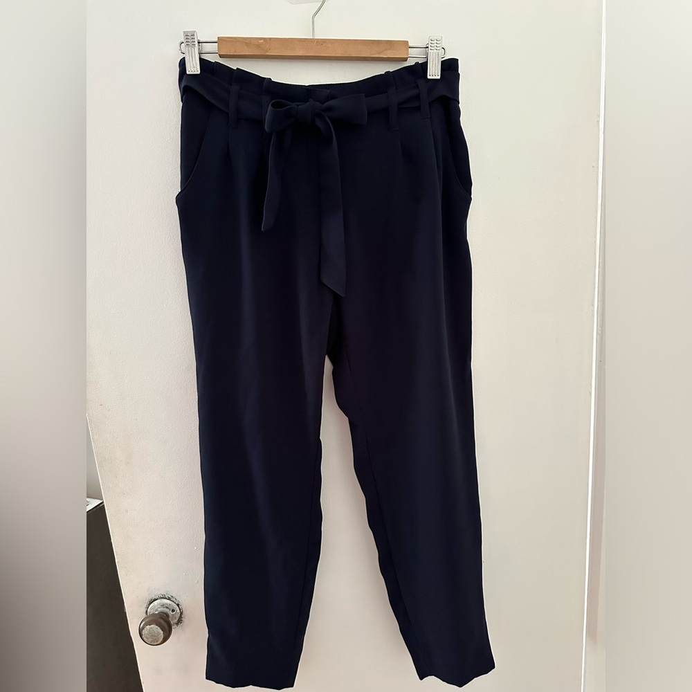 RW&CO Navy : Crepe Paperbag Ankle Pant with Sash/Belt